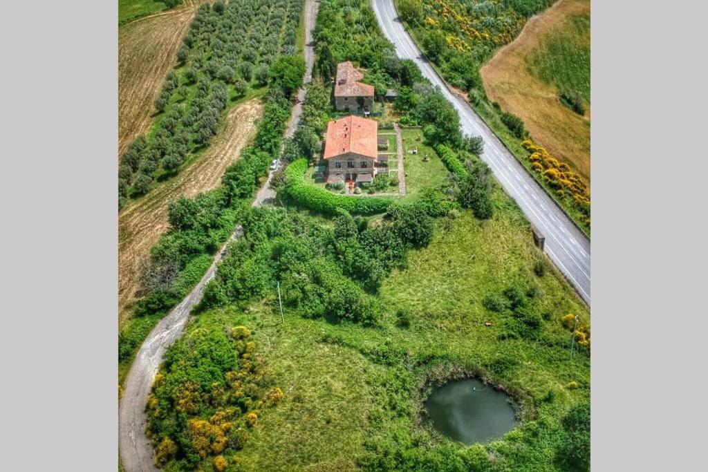 Appartamento Il Nido Volterra Exterior photo