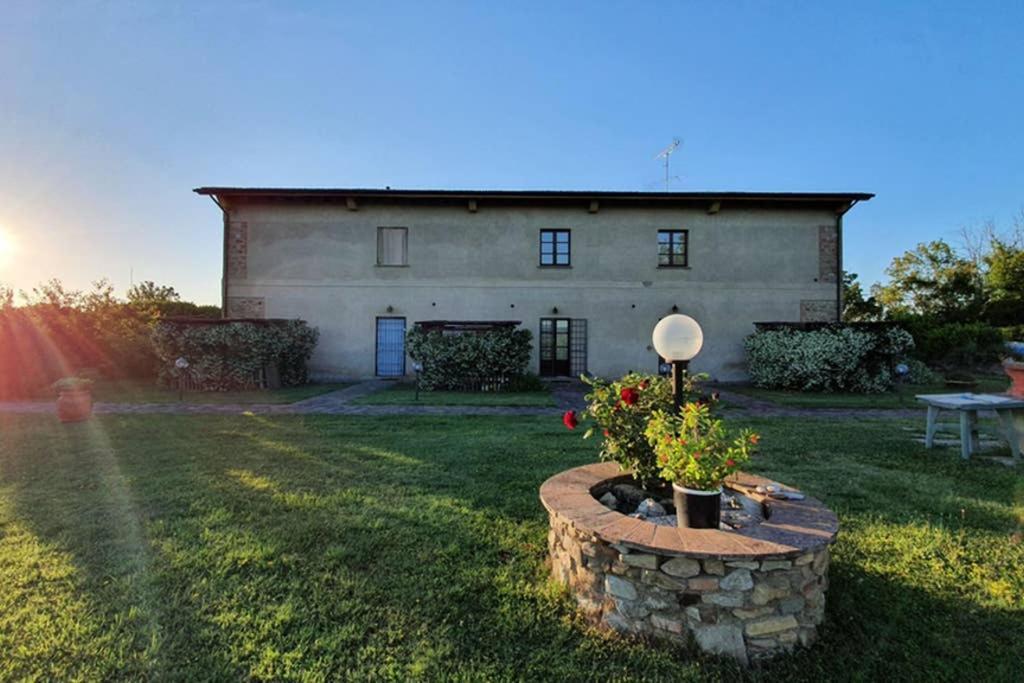 Appartamento Il Nido Volterra Exterior photo